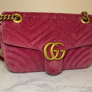 Medium Velvet GG Marmont Matelassé Shoulder Bag